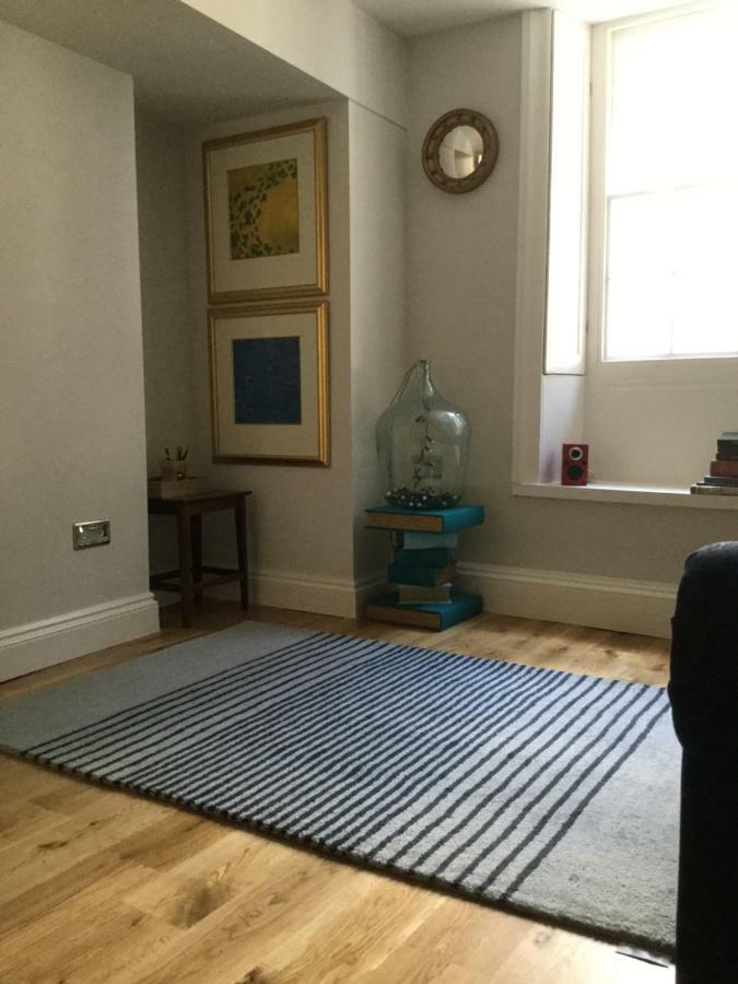 Beautiful 1Br Apartment In Historic St Aubin House Экстерьер фото